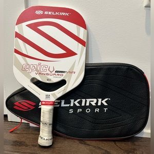 Selkirk Vanguard Power Air Epic Pickleball Paddle